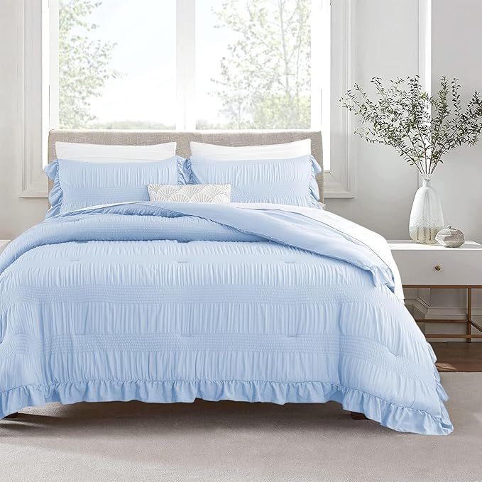 Light Blue Queen Comforter Set, Seersucker Vintage Comforter Ultra-Soft Blue Bedding Set Queen Size 3 Piece Set, Down Alternative Lightweight Comforter Set (Blue, Queen 90"x90")