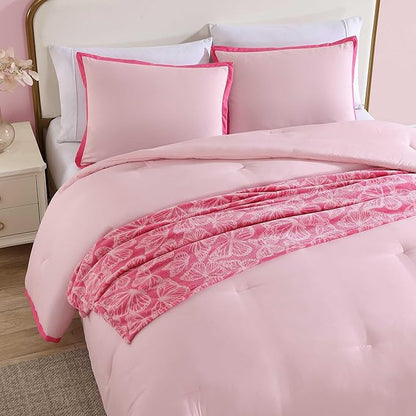 Betsey Johnson - Full/Queen Comforter Set, Super Soft Bedding with Matching Shams, Bonus Throw Included, Chic Bedding Essentials (Signature Hotel Solid Pink, Full/Queen)