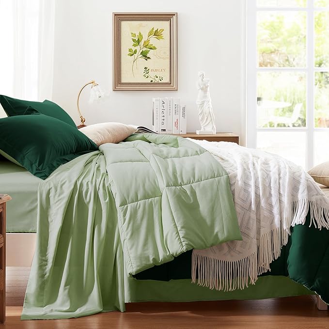 Anluoer Queen Comforter Set,Emerald Green&Sage Bed in a Bag 7 Piece,Lightweight Bedding Set with Soft Down Alternative Fill,Bed Set Includes Comforter, Fitted Sheet, Flat Sheet,Pillowcases and Shams