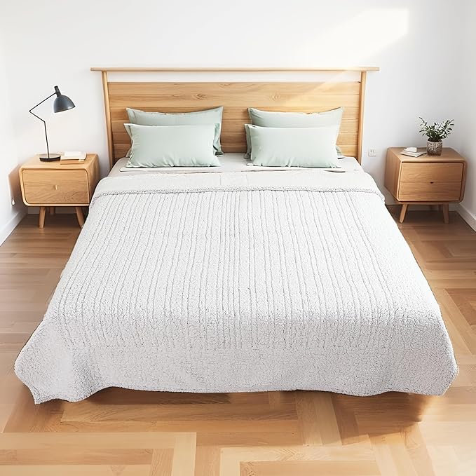 Electric Heated Blanket Full Size 72"×84" with 9 Heating Levels & 1-10Hs Auto Off，Double Sided Plush Sherpa, Energy Efficient, Machine Washable, for Couch & Bed, Light Gradient Blue