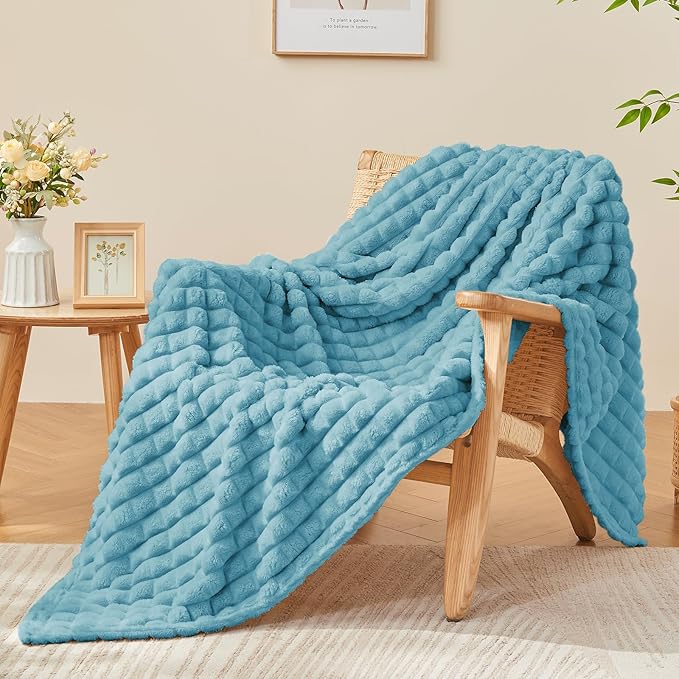 BEDELITE Washed Blue Throw Blanket for Couch and Bed- Super Soft and Warm 3D Checkered Fluffy Fuzzy Fleece Blanket, Luxurious Plush Cozy Blanket for Room Decor Spring, 50x60 inches