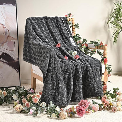 WOOMER Heated Blanket Throw 50" x 60", Electric Blanket with a Control, 4 Heating Levels & 4H Auto Off, ETL Certified, Dark Grey Roses Patterns Faux Fur & Sherpa, Machine Washable