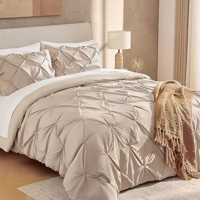 Andency Wheat Comforter Twin(66x90Inch), 2 Pieces(1 Pintuck Comforter, 1 Pillowcase) Microfiber Pinch Pleat Comforter Set Twin Size, Lightweight and Soft All Season Bedding Comforter Sets