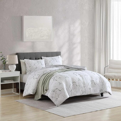 Kenneth Cole - Comforter Set, Super Soft Bedding with Matching Shams & Bonus Throw Blanket, Luxurious Home Decor (Ink Wash Vine Green, Queen)