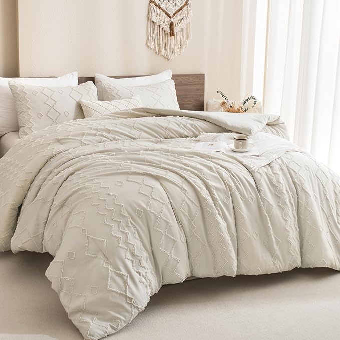 Andency Beige Comforter Set California King, 3 Pieces Boho Textured Farmhouse Bedding Comforters Set, Tufted Bed Set (104x96Inch, 2 Pillowcases)