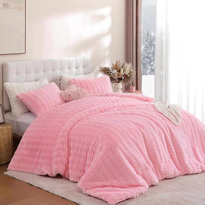 YIKUSH Full Comforter Set Fluffy Pink Full Size Bed Set Faux Rabbit Fur Fluffy Shaggy Furry Winter Bedding Ultra Soft Plush and Warm All Season 1 Comforter with 2 Pillow Cases (Full, Pink)