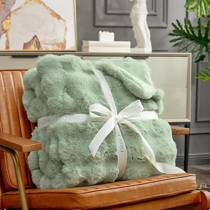Cozy Bliss Faux Fur Throw Blanket for Bed King Size, Fuzzy Soft Plush Thick Bubble Blanket for Sofa Bedroom Living Room, 108 * 90 Inches Sage Green