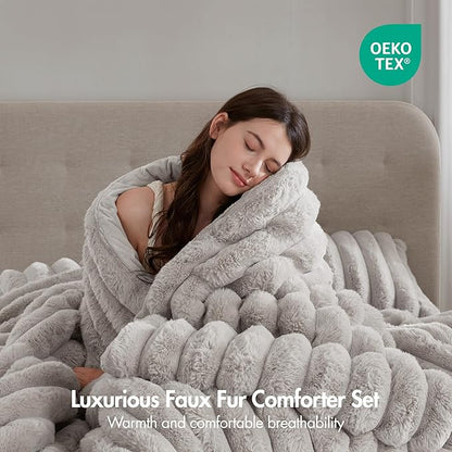 Madison Park Jasmine Queen Comforter Set, Luxurious Reversible Faux Fur Plush Ribbed Velvet Bedding, Fuzzy Thick Warm Winter Comforter, Super Soft Fluffy 3-Piece Set Light Grey