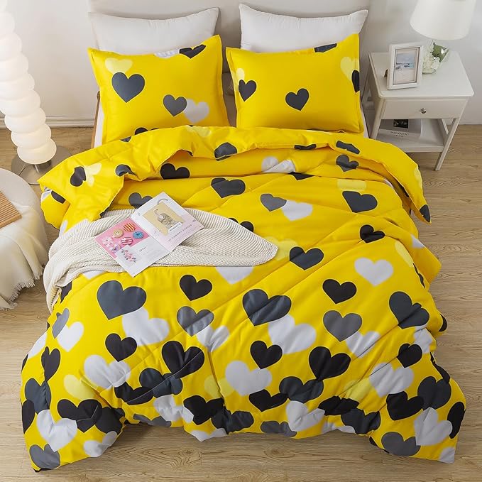 Caressma 3 Pieces Full Size Comforter Set for Boys Farmhouse Yellow Bedding Set with Black Heart All Season Fluffy Soft Lightweight(1 Comforter & 2 Pillowshams)