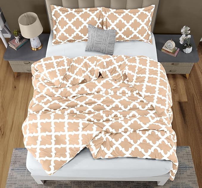 Queen Comforter Set 3 Piece Beige by Utopia Bedding, Printed Comforters Queen Size Bedding Comforters Sets, Down Alternative Soft Bed Set 1 Comforter (88 x 88 inches) 2 Pillow Shams (20 x 26 inches)
