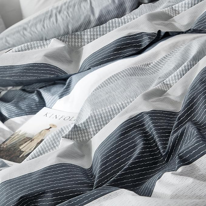 mixinni Comforter Twin XL College Dorm Modern 3 Piece Striped Pattern Comforter Set Men Boys for All Seasons, 1 Fluffy Comforter and 2 Pillowcases-Twin XL Size