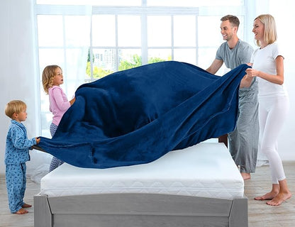 Utopia Bedding Fleece Blanket California King Size Navy 300GSM Luxury Fuzzy Soft Anti-Static Microfiber Bed Blanket (102x96 Inch)
