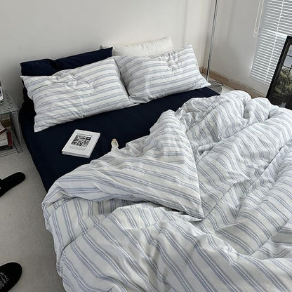 VM VOUGEMARKET Queen Comforter Set Washed Cotton Vertical Demin Blue and White Striped Bedding Set Lightweight & Breathable for All Seasons (1 Comforter and 2 Pillowcase)