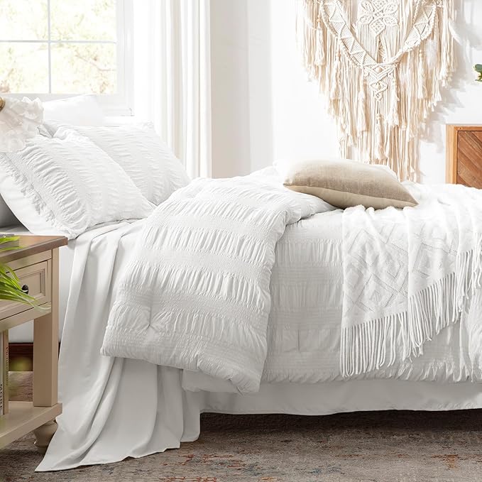 Zzlpp King Comforter Set 7 Pieces, White Seersucker Bed in a Bag with Comforter, Pillow Shams, Pillowcases, Flat Sheet, Fitted Sheet