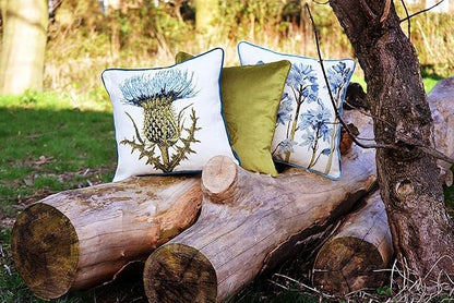 McAlister Textiles Decorative Tapestry Throw Pillow Cover Scatter Cushion with Blue Green Thistle Tapestry Design & Green Velvet Backing for Lounge, Bedroom & Garden