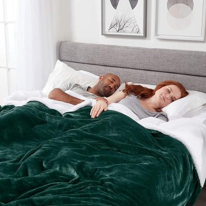 Genteele Sherpa Throw Blanket Super Soft Reversible Ultra Luxurious Plush Blanket, 102 x 90 inches, Hunter Green/White