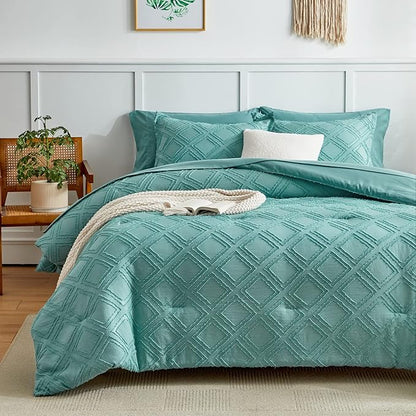 7 Pieces Tufted Bed in a Bag Queen Comforter Set with Sheets Green, Soft and Embroidery Shabby Chic Boho Bohemian, Luxury Solid Color with Diamond Pattern, Jacquard Tufts Bedding Set for All Season
