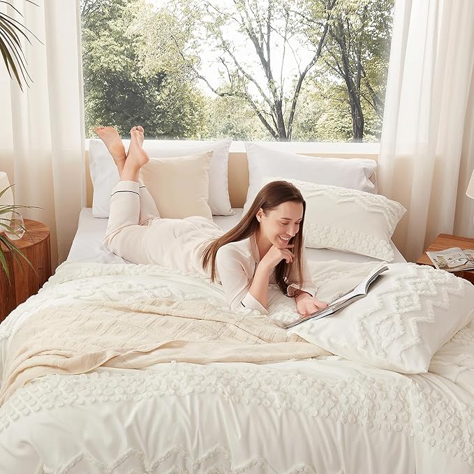 Luxudecor Boho Tufted Comforter Set King Size 3 Pieces White Shabby Chic Comforter Farmhouse Embroidery Bed Set Soft Comforter for All Seasons (White, 104''x90'')