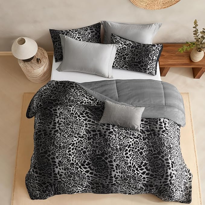 Petrichor Leopard Velvet Flannel Queen Comforter Set-Cheetah Print Western Blanket,Luxury Fuzzy Heavy Bedding Set, 3 Pieces Plush Winter Bed Set with Comforter (90"x104") & 2 Pillow Shams (20"x36")