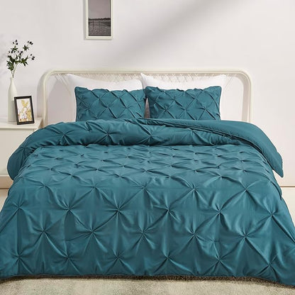 Amazon Basics All-Season Down-Alternative 3-Piece Comforter Bedding Set with Microfiber Pillow Shams, Pinch Pleat Design, Full/Queen, Dark Teal