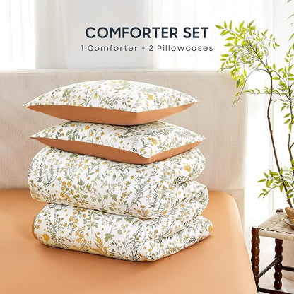 Wake In Cloud - Floral Comforter Set, Shabby Chic Cottage Garden Botanical Flower Style with Elegant Wildflower Pattern, Soft Lightweight Bedding, 3 Pieces, Orange White, Queen Size