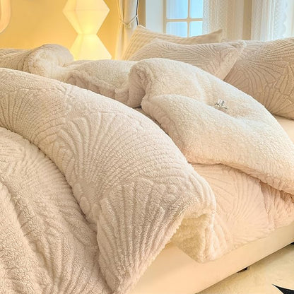Seashell Jacquard Sherpa Comforter Set Warm Cozy Premium Bedding 2 Pieces, Twin Size Geometric Pattern Quilt Comforter with 1 Pillowcases(68"X90" Ivory White)