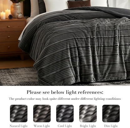 Amélie Home Luxury Flannel Fleece Queen Comforter Set,Soft Warm Striped Plush Bedding Set for Winter, 3 Pieces, 1 Cozy Comforter with 2 Pillowcases, Charcoal Gray, 90"x90"