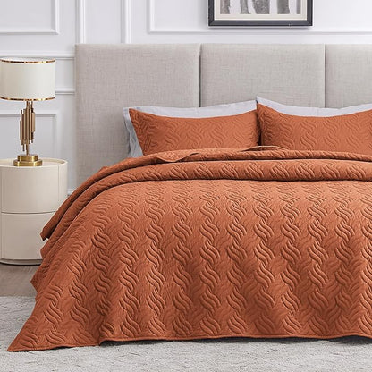 Love's cabin King Size Quilt Bedding Set Umber Bedspreads - Bed Summer Lightweight Bedspread Comforter - Wave Pattern Bedding Coverlet for All Season - 3 Pieces (1 Quilt, 2 Pillow Shams)