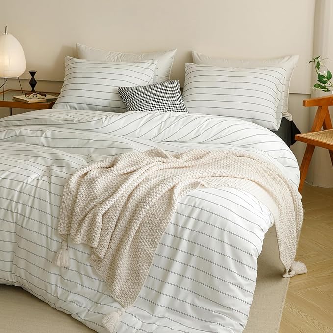 CLOTHKNOW Striped Queen Comforter Set 3Pcs White Black Bedding Comforter Sets White Queen Comforter Soft Farmhouse Comforter with 2 x Pillow Cases