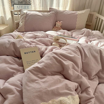 HighBuy Purple Plaid Comforter Set King Size,3 Pieces Grid Gingham Bedding Comforter with Lace Ruffles, Fluffy Comfy Grid Checkered Pattern Comforter with 2 Pillowcases,Gingham Bedding Set