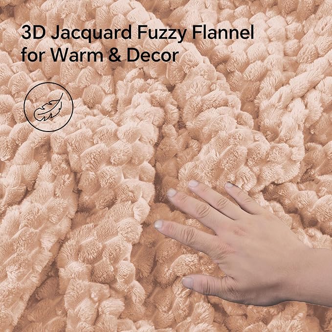 BEDELITE Fluffy Twin Comforter Set - Coral Pink Fleece Soft Comforter for Twin Size Bed, Luxury Warm Bedding Set for Winter, Fuzzy Bed Set 2 Pieces (1 Comforter, 1 Pillowcase)