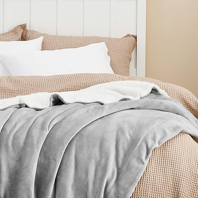 Bedsure GentleSoft Sherpa Fleece Throw Blanket for Couch - Thick and Warm Throw for Women and Men, Soft Fuzzy Plush Throw Blanket for Winter, Non-Heated, Light Grey, 50x60 Inches