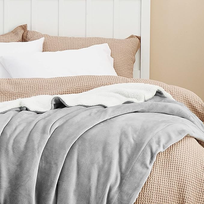 Bedsure GentleSoft Sherpa Fleece Throw Blanket Twin Size for Couch - Thick and Warm Throw for Women and Men, Soft Fuzzy Plush Twin Blanket for Winter, Non-Heated, Light Grey, 60x80 Inches