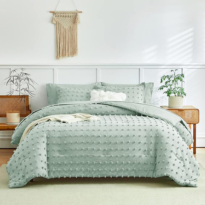 7 Pieces Tufted Dots Bed in a Bag Queen Comforter Set with Sheets Green , Soft and Embroidery Shabby Chic Boho Comforters, Solid Color with Pom Pom Design, Jacquard Tufts Bedding Set for All Season