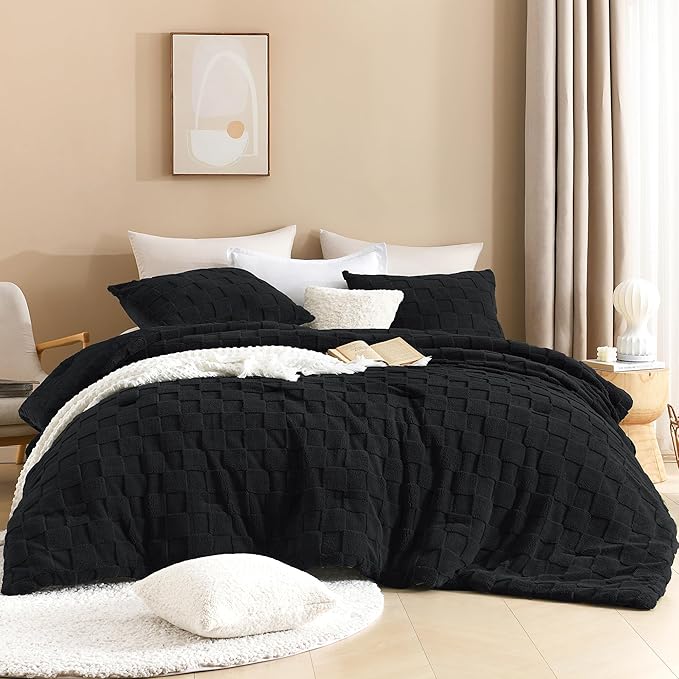 Litanika Fluffy Full Size Comforter Set Black, 3 Pieces Warm Sherpa Fleece Winter Bedding Set,Jacquard Checkered Plush Fuzzy Bed Set(1 Comforter, 2 Pillowcases)
