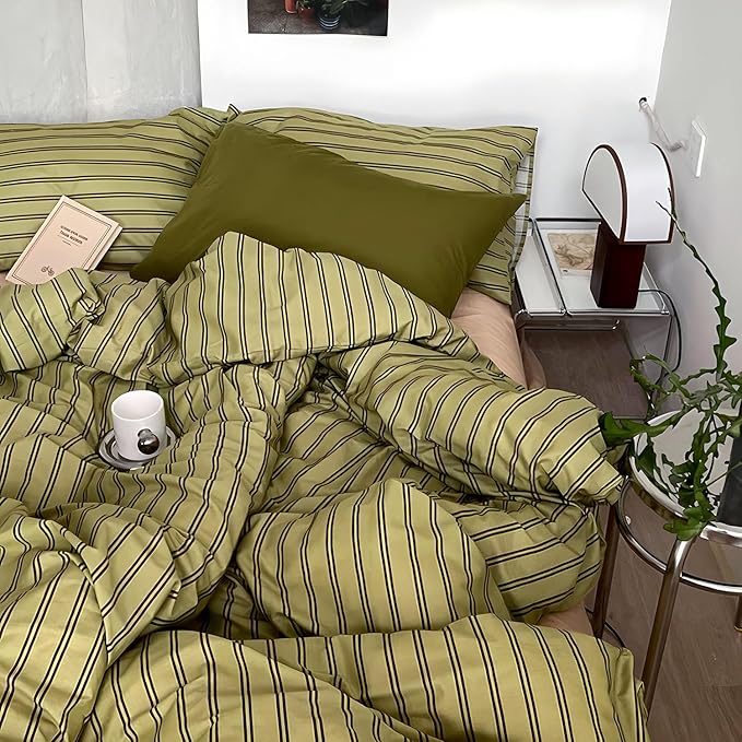 mixinni Vintage Mid-Century Striped Comforter Set Queen - 3 Pieces 1 Fluffy Comforter&2 Pillowcases, Olive Green & Dark Brown Retro Striped Bed Set, All Season Lightweight & Breathable-Queen Size