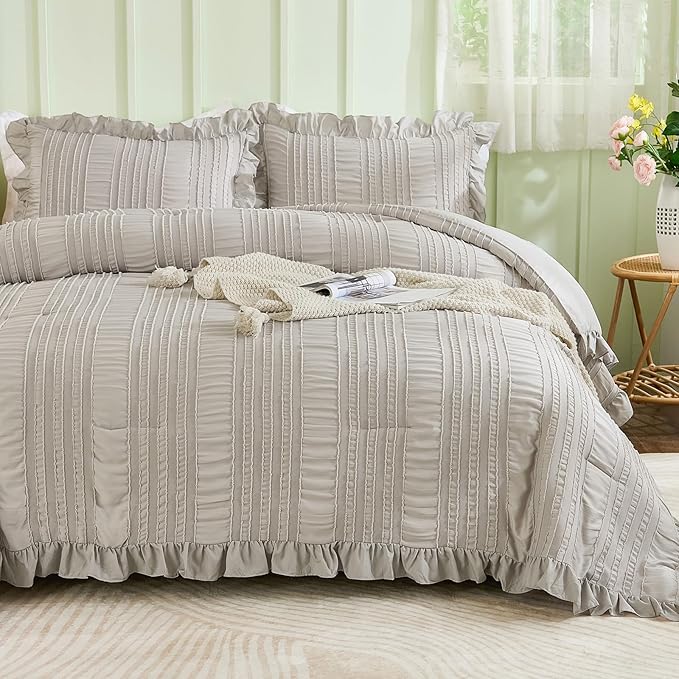 WONGS BEDDING Grey Textured Comforter Set Queen,3 Pieces Ruffle Farmhouse Shabby Chic Comforter for Queen Bed,Soft Seersucker Boho Bedding Set with 1 Ruffle Comforter,2 Tufted Pillowcases 90"×90"