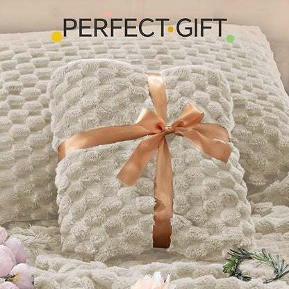 BEDELITE Fluffy Twin Comforter Set - Linen Fleece Soft Comforter for Twin Size Bed, Luxury Warm Bedding Set for Winter, Fuzzy Bed Set 2 Pieces (1 Comforter, 1 Pillowcase)