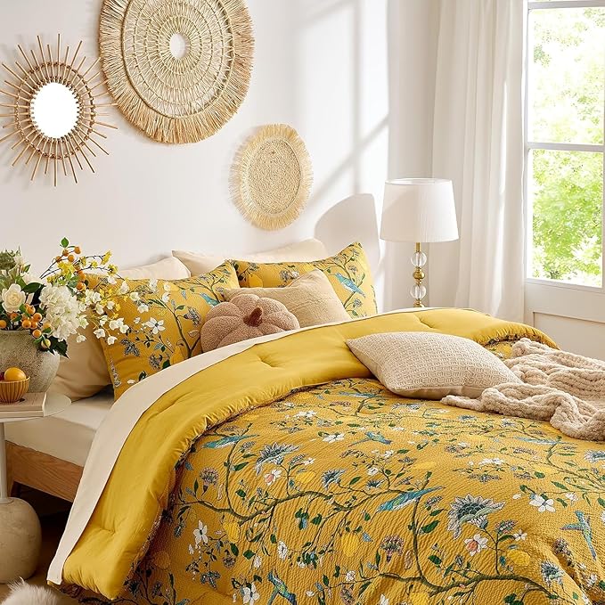 MUSSEL Bedding California King Size Comforter Set 3 Pieces,Yellow Vintage Botanical Floral Pattern Bed Comforter Sets,Boho Whimsical Modern Printed Design Cute Seersucker Bedroom Comforter and Shams