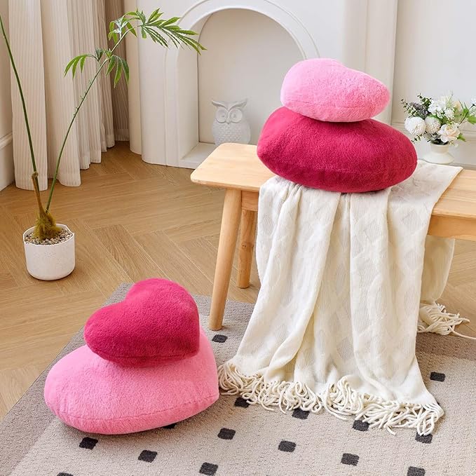 Rose Red Heart Pillows, Cute Heart Decorative Pillow, Heart Shaped Throw Pillows for Bed, Faux Rabbit Fur Plush Hoom Decor Pillow Cushion for Chair Sofa Living Room (Large-19.6"x15.7")