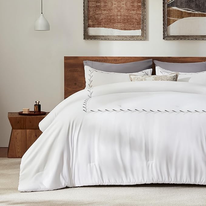SLEEP ZONE Queen Comforter Set, Luxury Hotel Collection Comforter, 3 Pieces Fluffy Lightweight Down Alternative Duvet Insert with Embroidered Stripes (Olive Leaves, Full/Queen)