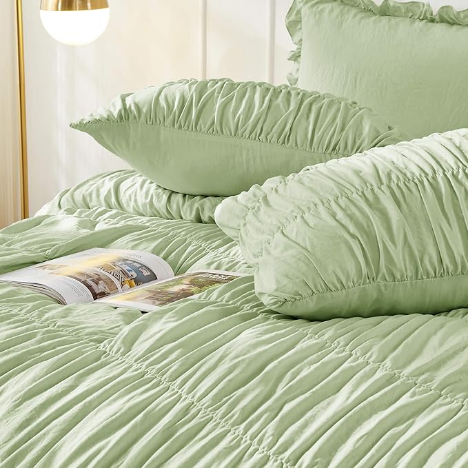 Bonlino Queen Comforter Set Green Bedding - Ruched Comforter Queen Size Bed Set Boho Shabby Chic Bedding for Bedroom Comforter Fluffy 3 Piece Ruffle Comforter Set Sage Green