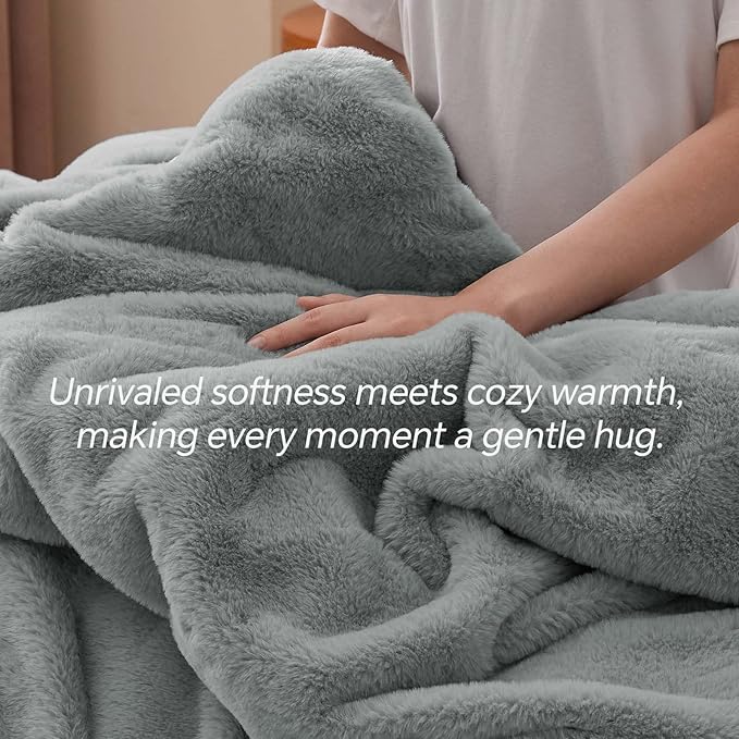 BEDELITE Faux Fur Fleece King Comforter Set - Fluffy & Warm Grey Comforter King Size，Ultra Soft and Cozy Winter Bedding Set,Fuzzy Thick Bed Set,1 Comforter and 2 Pillowcases