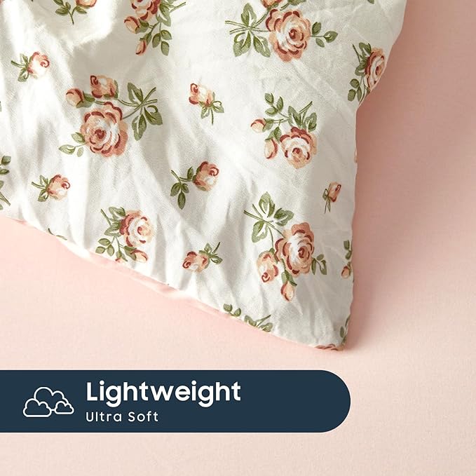 Wake In Cloud - Floral Comforter Set, Coquette Cottagecore Aesthetic Flower Shabby Chic Pattern for Women Teen Girls, Soft Lightweight Bedding, 3 Pieces, Peach Blush, Queen Size