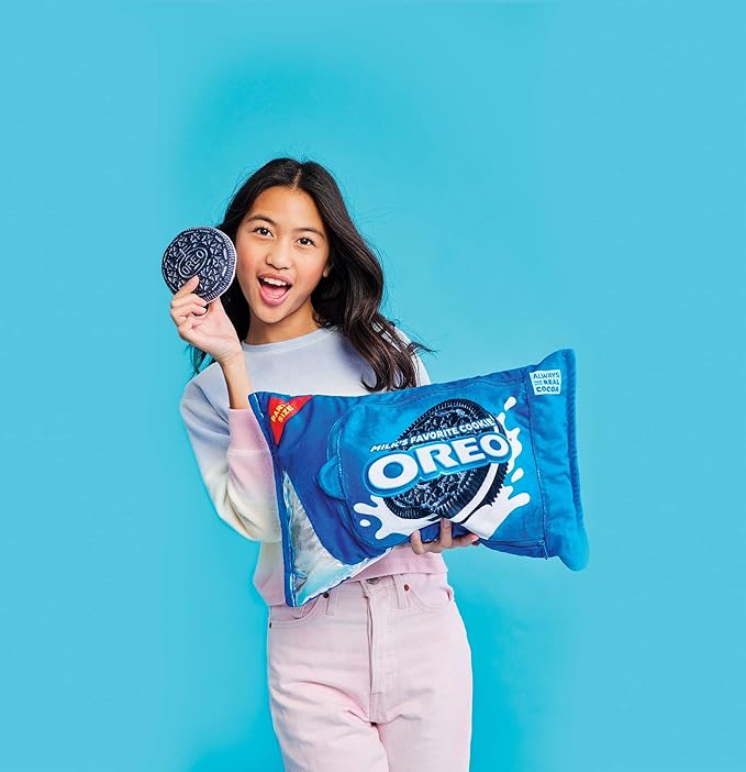 iscream Oreo Package 18" x 12" Pillow Set with Mini Oreo Cookie Pillows