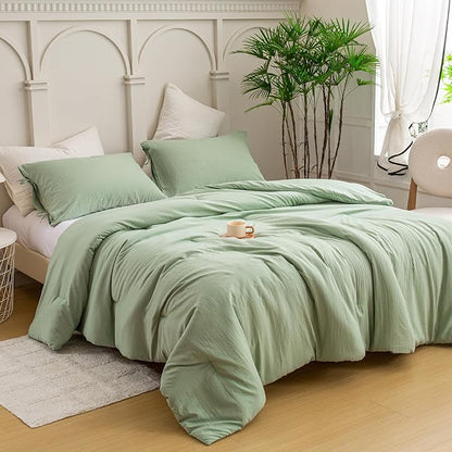 Ultra-Soft Sage Green King Comforter Set - Cozy PolyCotton Bedding Set - Comfy Fluffy Down Alternative Comforter and 2 Pillowcase - Comfortable Lightweight but Warm Bed Blanket All Season Use
