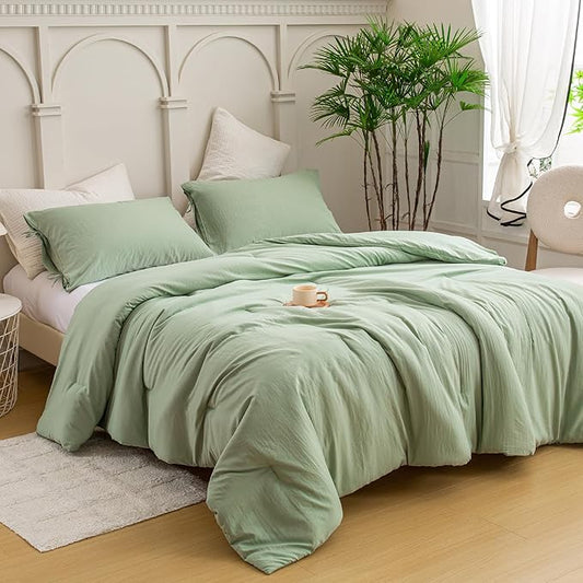 Ultra-Soft Sage Green King Comforter Set - Cozy PolyCotton Bedding Set - Comfy Fluffy Down Alternative Comforter and 2 Pillowcase - Comfortable Lightweight but Warm Bed Blanket All Season Use