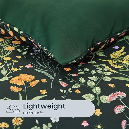 Wake In Cloud - Floral Comforter Set, Shabby Chic Cottage Garden Botanical Flower Style with Elegant Wildflower Pattern, Soft Lightweight Bedding, 3 Pieces, Dark Green, Queen Size