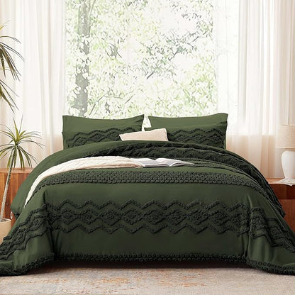 Luxudecor Olive Green Boho Tufted Comforter Set Queen Size 3 Pieces Boho Shabby Chic Comforter Farmhouse Embroidery Bedding Set Soft Comforter for All Seasons (Olive Green, 90''x90'')