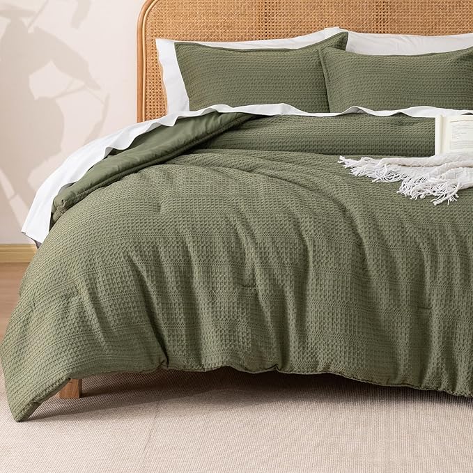 PHF Soft Waffle Comforter Set Queen Size- Comfy Breathable Waffle Weave Comforter with 2 Pillow Shams, 3 Pieces Less Snagging Lightweight Textured Bedding Set for All Season, Olive Green